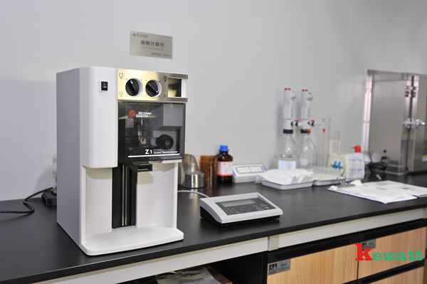 DSC_0916_副本.jpg 細胞培育室儀器區